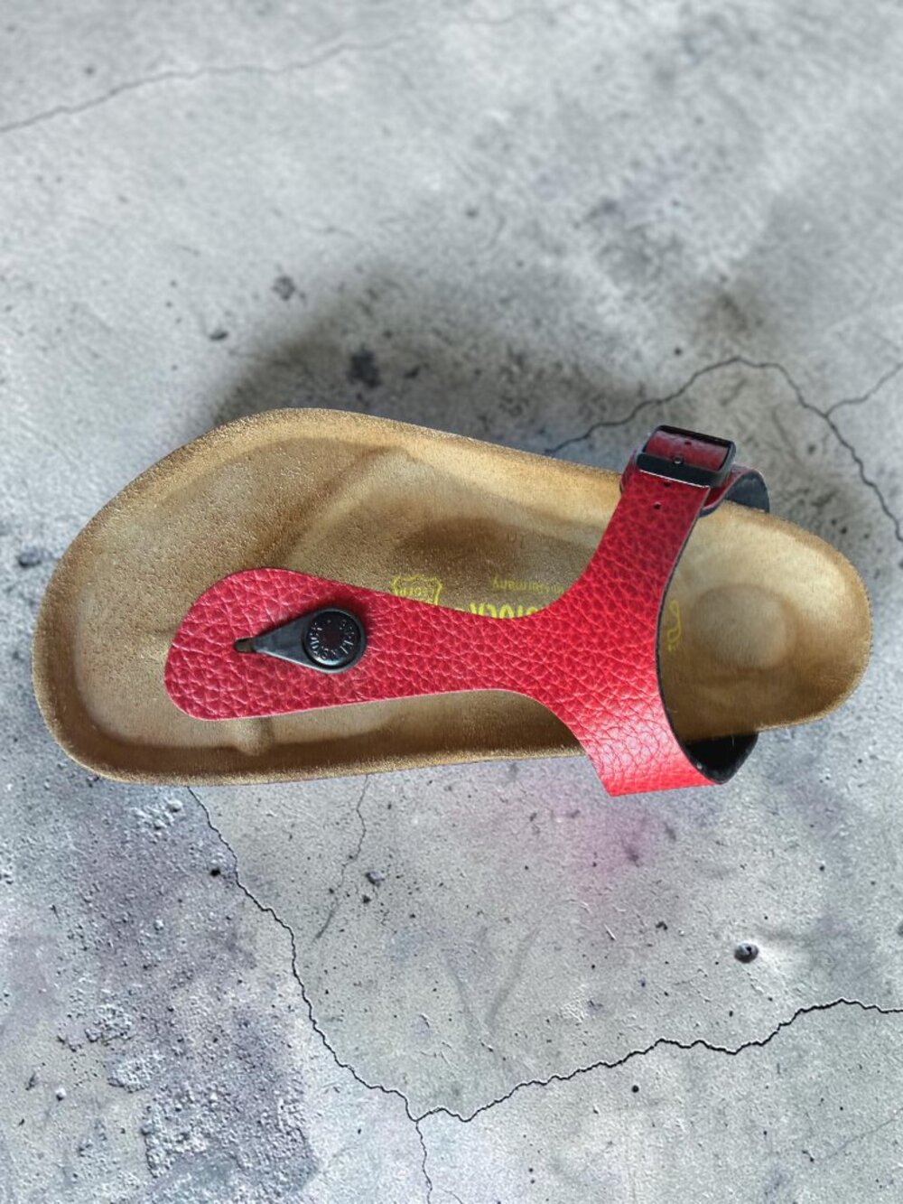 Birkenstock Gizeh Red Maroon Grain Leather Thong Sandals Women's Size 7 EU 38 - Picture 8 of 12